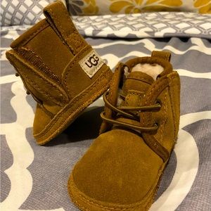 UGG Baby Neumel Boot (Unisex) Size 0/1 = 0-6 months